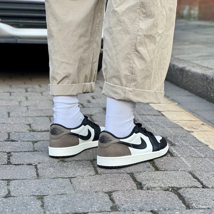 Air Jordan 1 Low OG «Mocha»