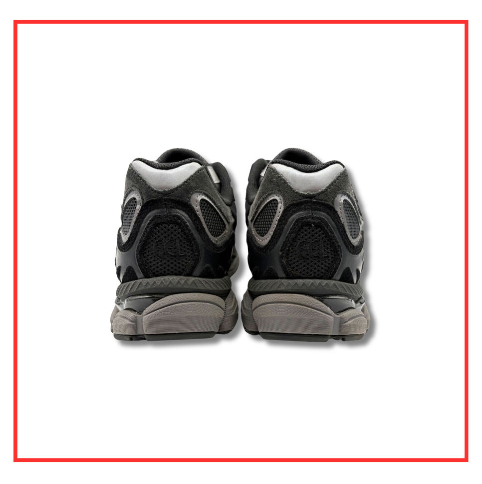 ASICS Gel-NYC Graphite Grey Black (Preloved) UK 11